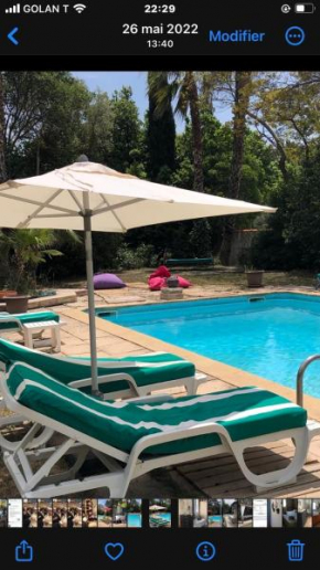 LE BONHEUR AVEC PISCINE ET JARDIN